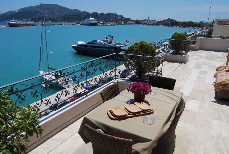 Dali Hotel 3*