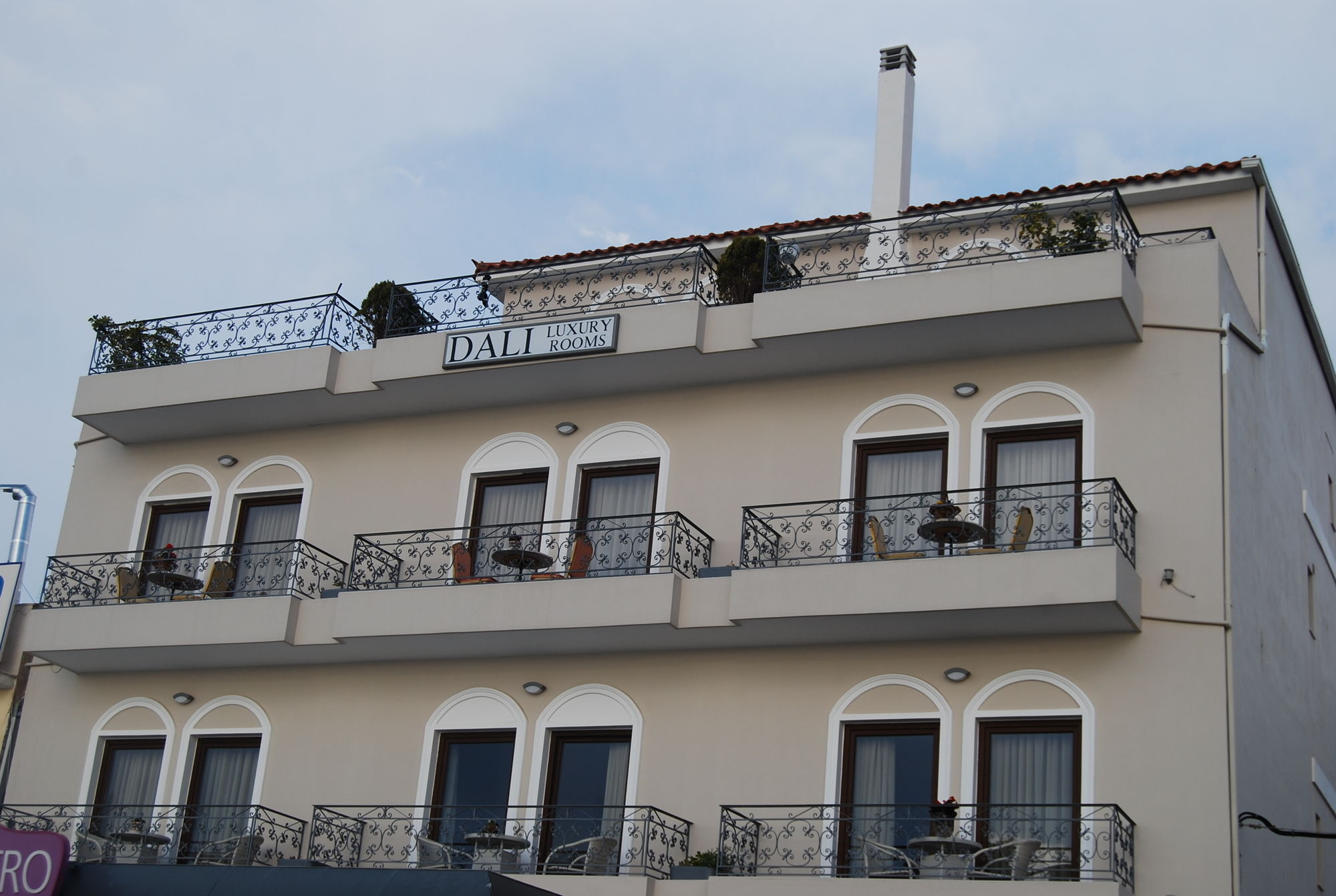Hotel Dali 3*